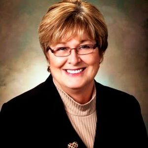 Meet your Posher, Peggy